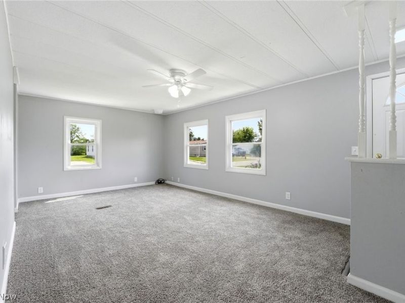 490 Arabian Court , Lagrange, OH 44050 Photo 3