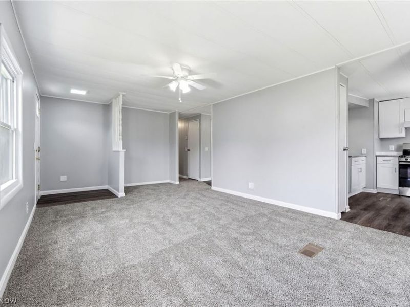 490 Arabian Court , Lagrange, OH 44050 Photo 6