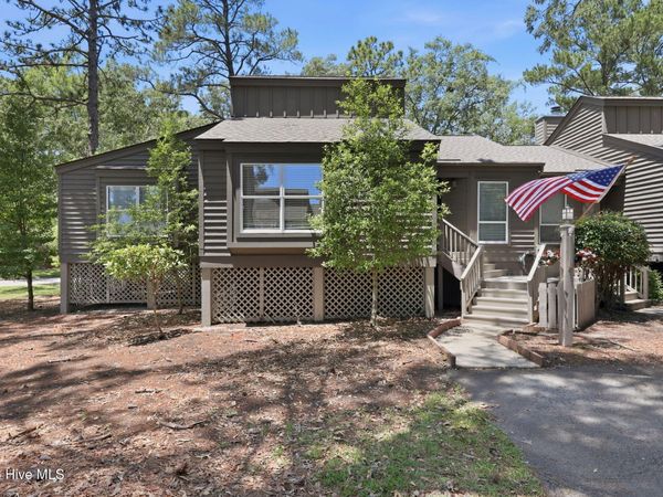 7601 Windward Drive, New Bern, NC 28560