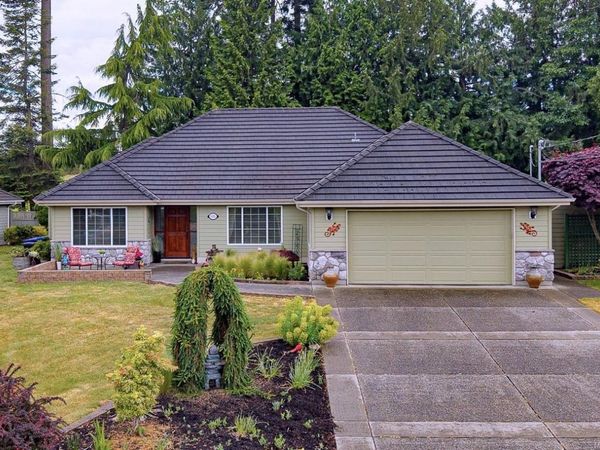 1182 Roberton Blvd, French Creek, BC V9P 2K6