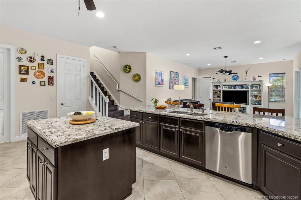 7664 SE Belle Maison Drive , Stuart, FL 34997 Photo