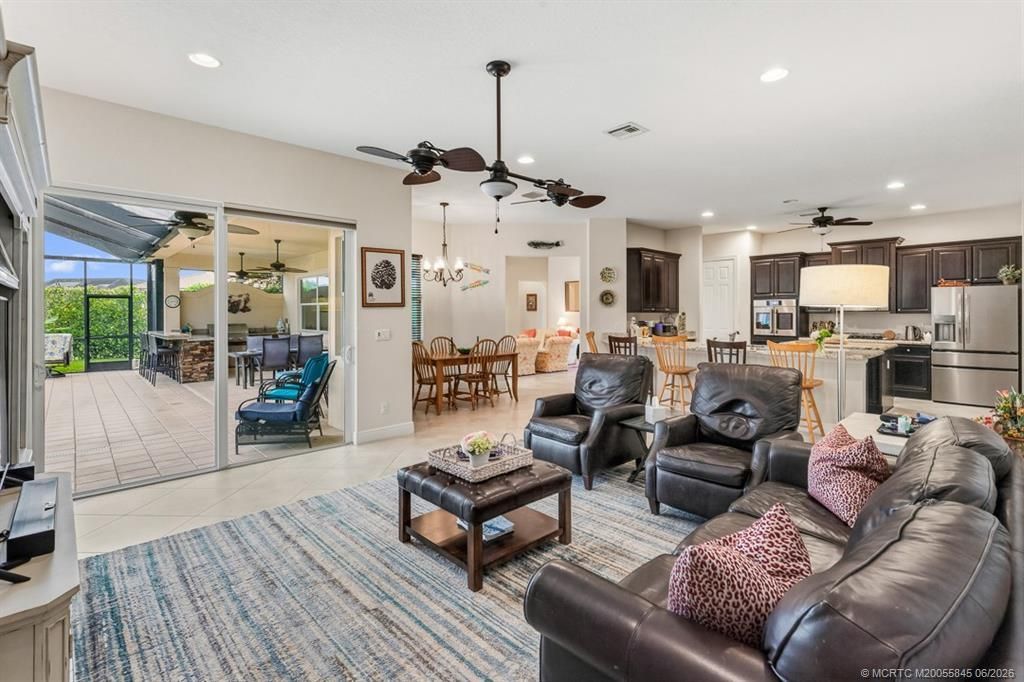 7664 SE Belle Maison Drive , Stuart, FL 34997 Photo