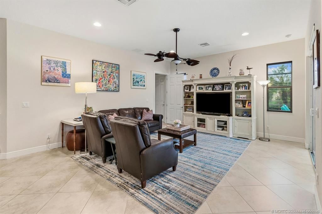 7664 SE Belle Maison Drive , Stuart, FL 34997 Photo