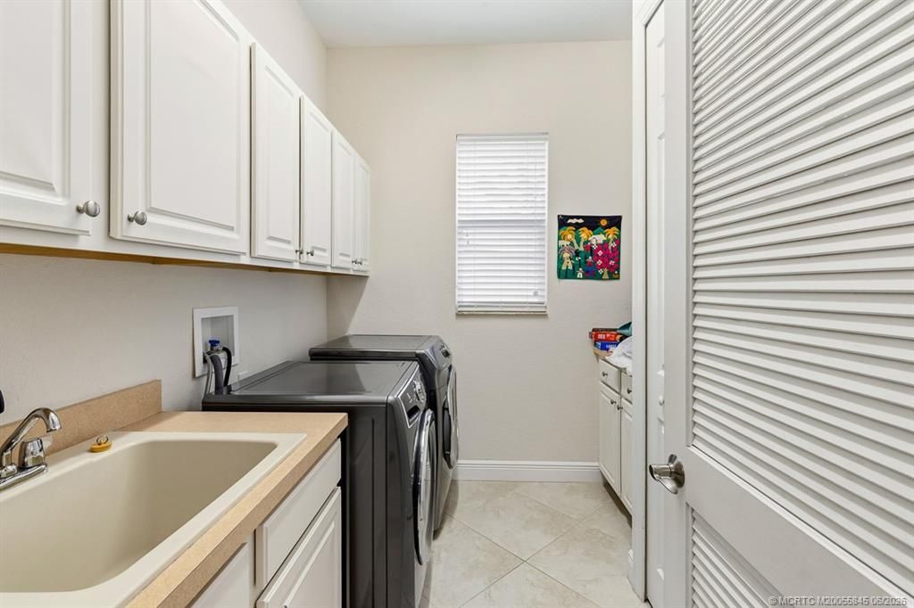 7664 SE Belle Maison Drive , Stuart, FL 34997 Photo