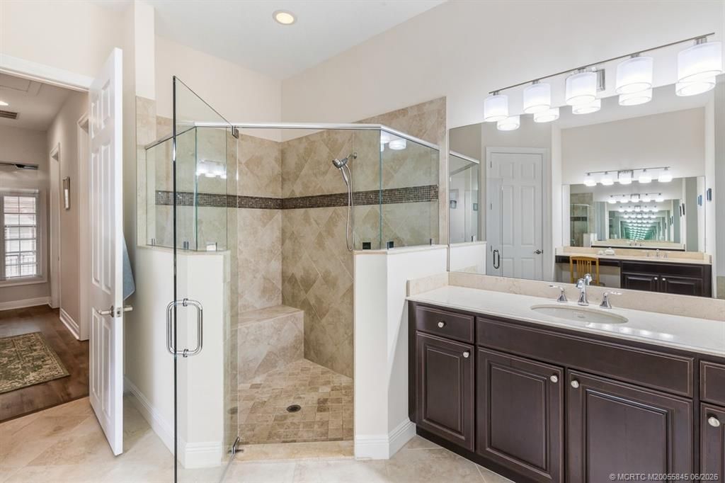 7664 SE Belle Maison Drive , Stuart, FL 34997 Photo