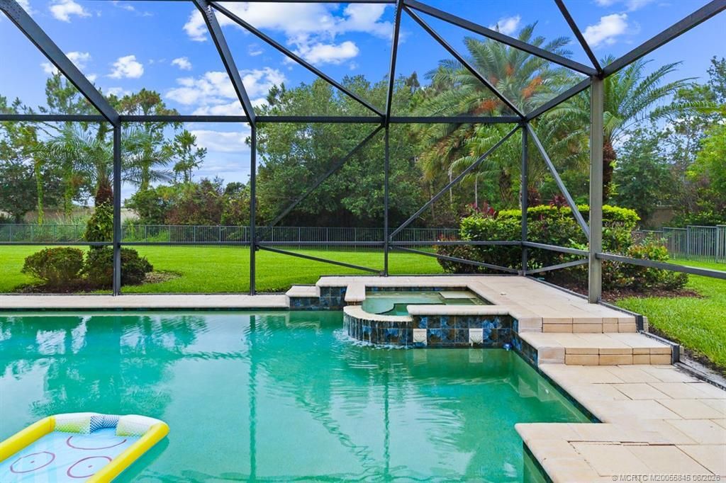 7664 SE Belle Maison Drive , Stuart, FL 34997 Photo