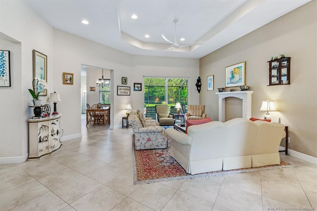 7664 SE Belle Maison Drive , Stuart, FL 34997 Photo