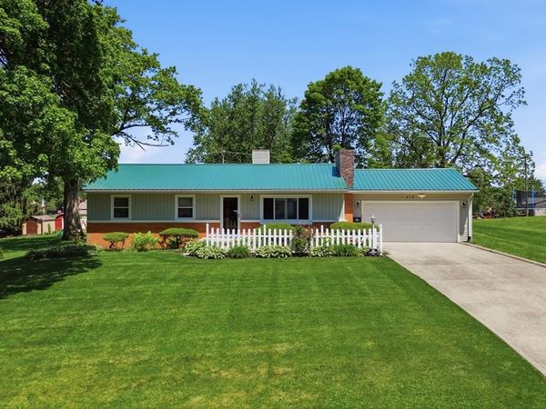 612 Fuhrer Ave., Lexington, OH 44904