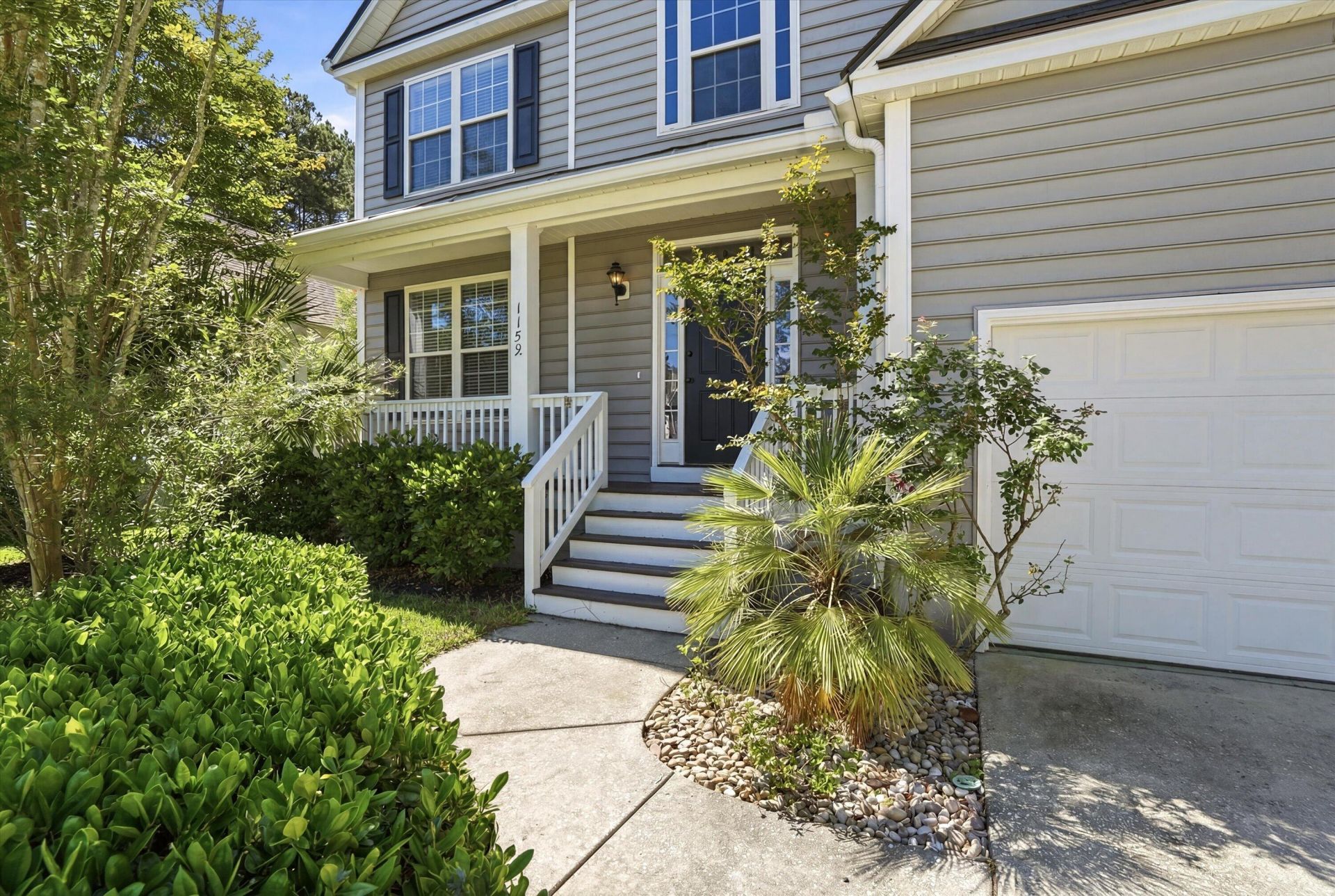1152 Willoughby Lane Photo 4