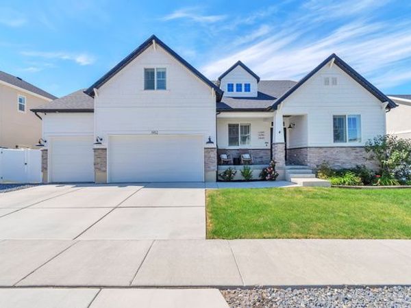 1952 E ROCK HOLLOW RD, Lake Point, UT 84074