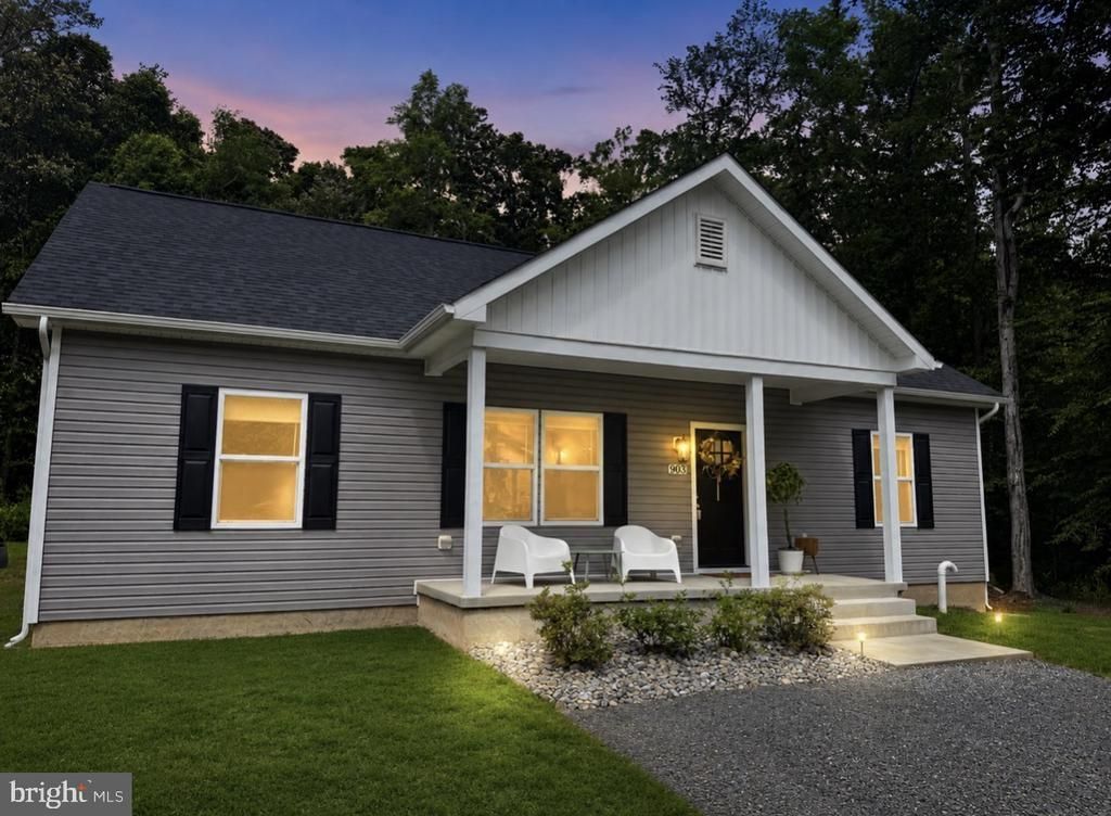 903 Albrough Boulevard, Colonial Beach, VA 22443 Main Photo