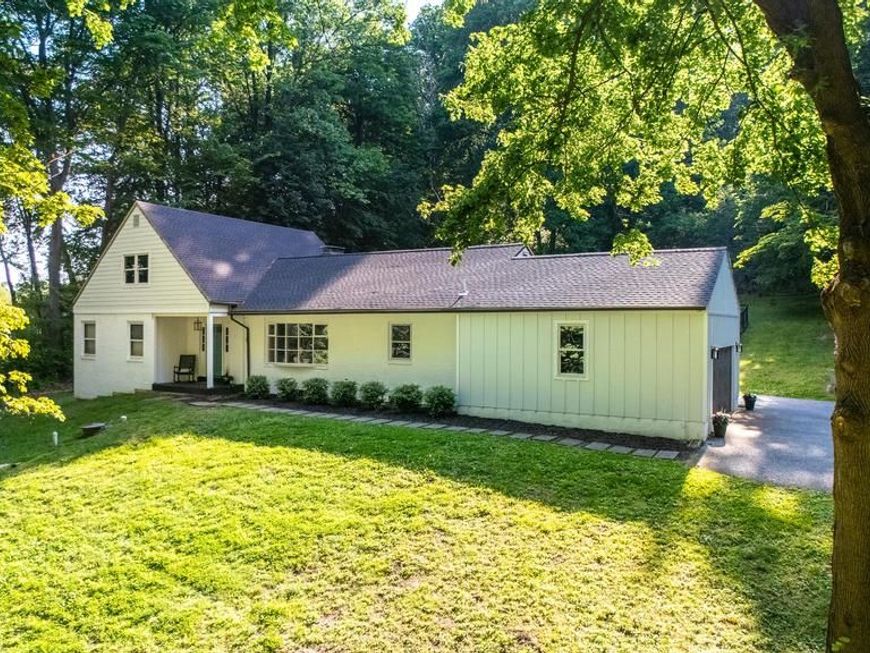 2330 Horseshoe Trail, Chester Springs, PA 19425 Main Photo