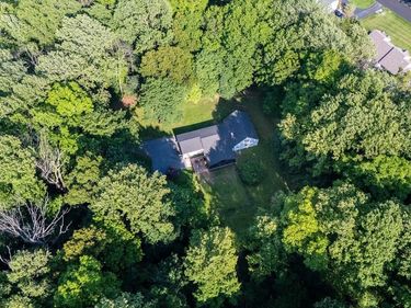 2330 HORSESHOE TRAIL, CHESTER SPRINGS, PA 19425