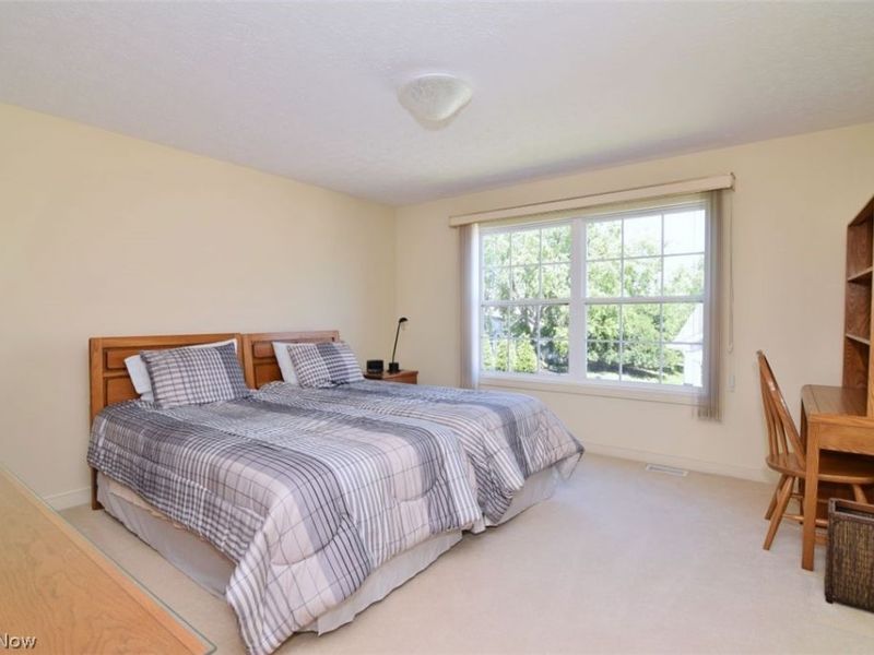 420 E Glengary Circle , Highland Heights, OH 44143 Photo 35