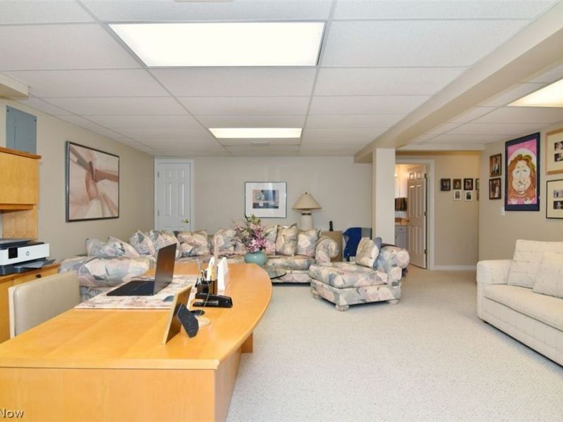 420 E Glengary Circle , Highland Heights, OH 44143 Photo 37