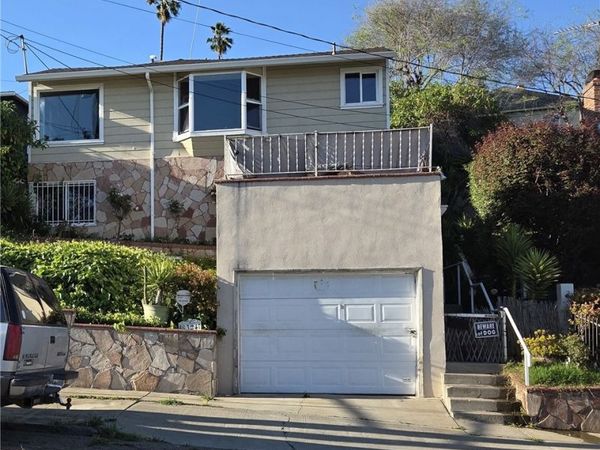 8354 Ney , Oakland, CA 94605