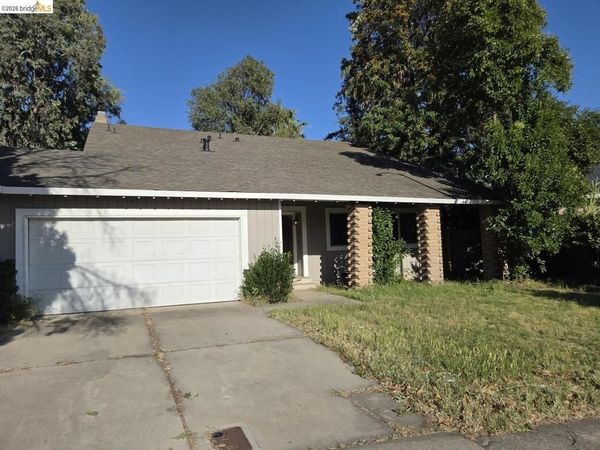 Stockton, CA 95209