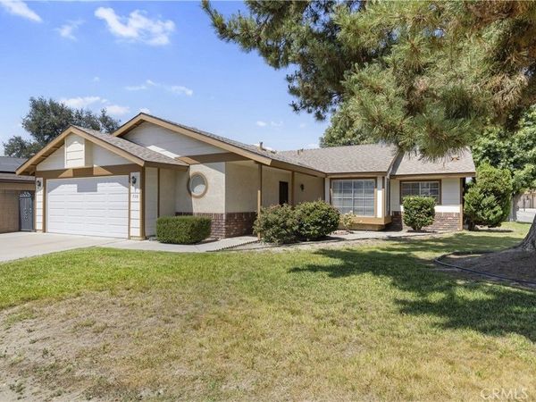 726 Piccadilly Square , Hemet, CA 92544