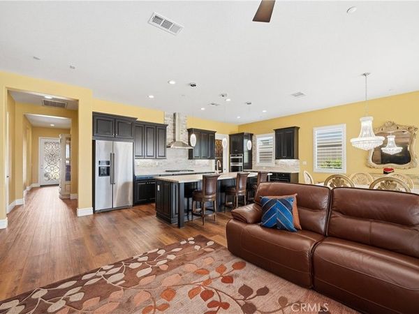 11829 Wandering Way , Corona, CA 92883