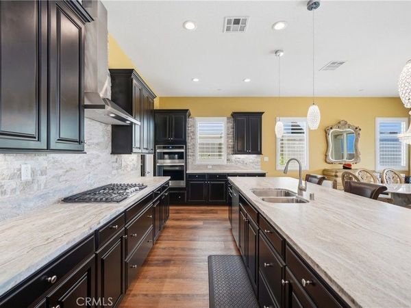 11829 Wandering Way , Corona, CA 92883