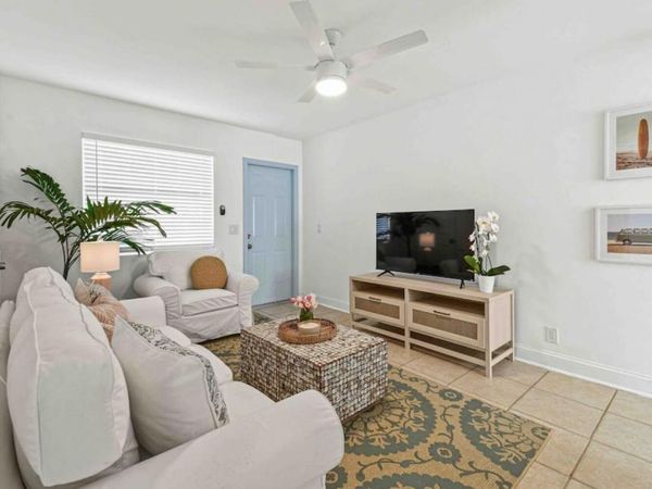 427 Conniston Road, Unit B, West Palm Beach, FL 33405