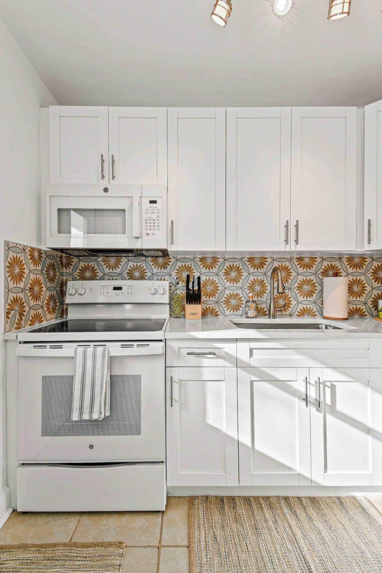 427 Conniston Road, Unit B, West Palm Beach, FL 33405 Photo