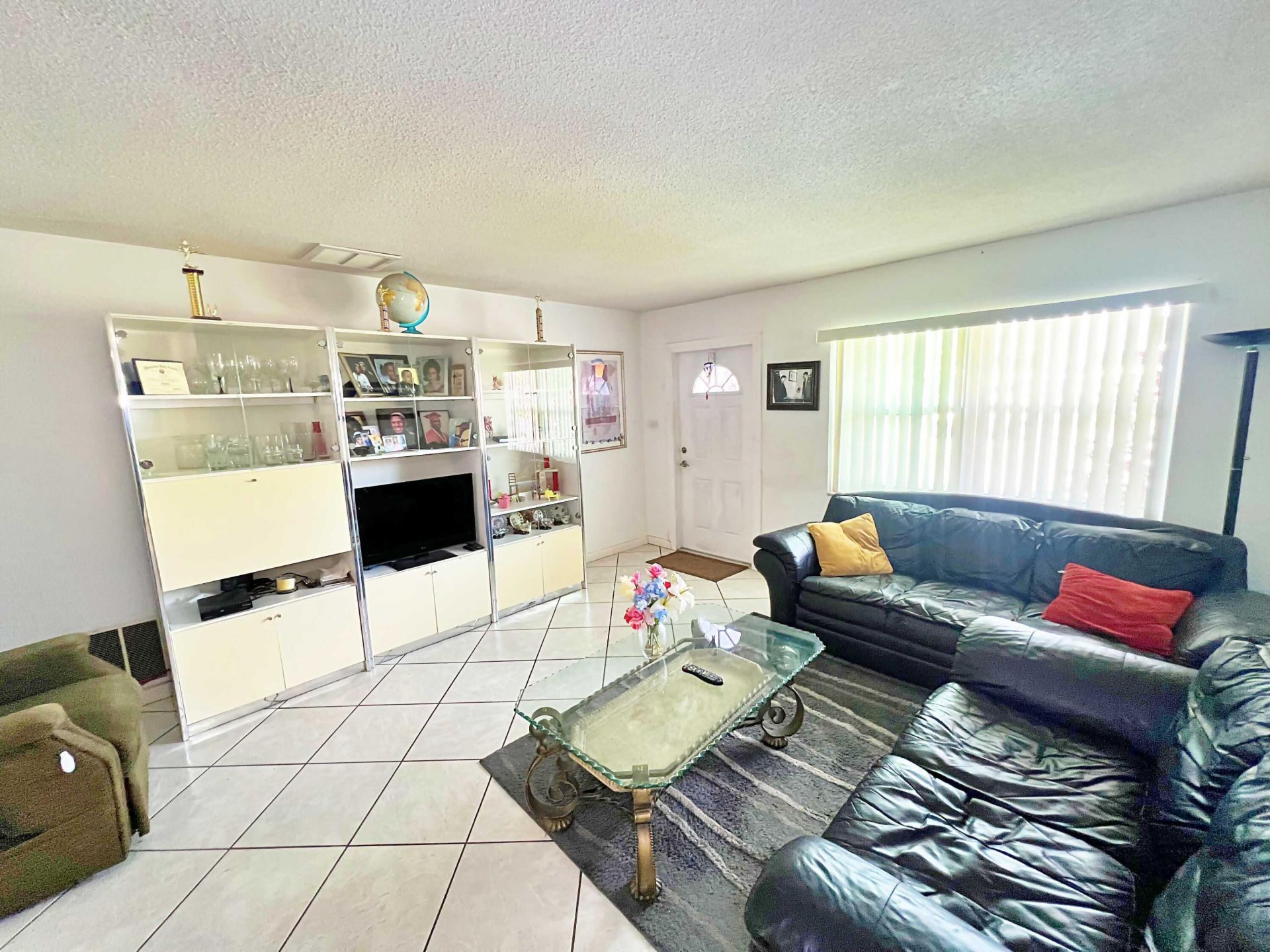 5715 NW 84th Terrace, Tamarac, FL 33321 Photo