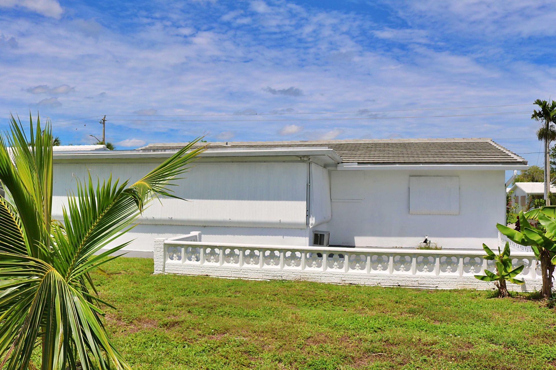 5715 NW 84th Terrace, Tamarac, FL 33321 Photo