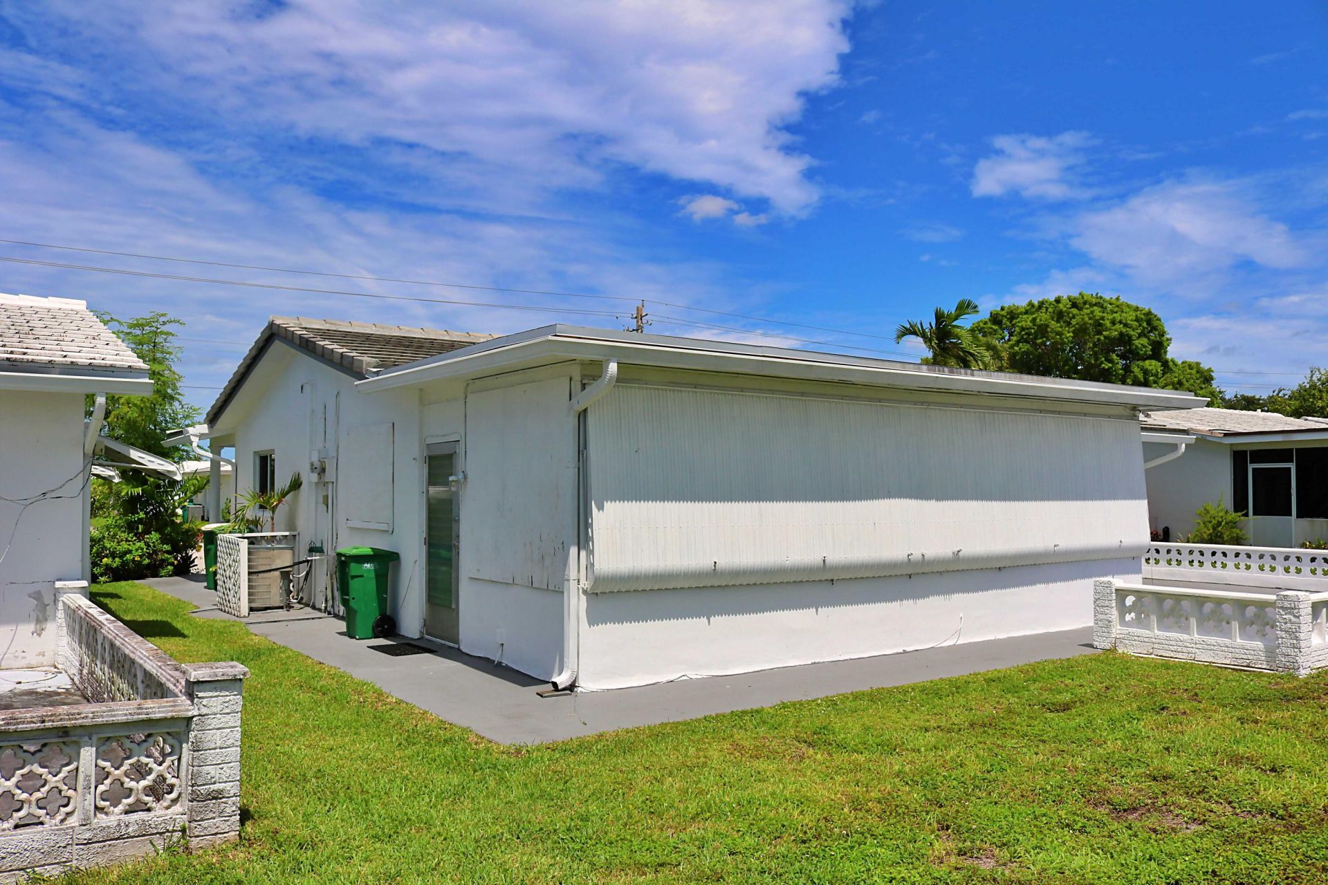 5715 NW 84th Terrace, Tamarac, FL 33321 Photo