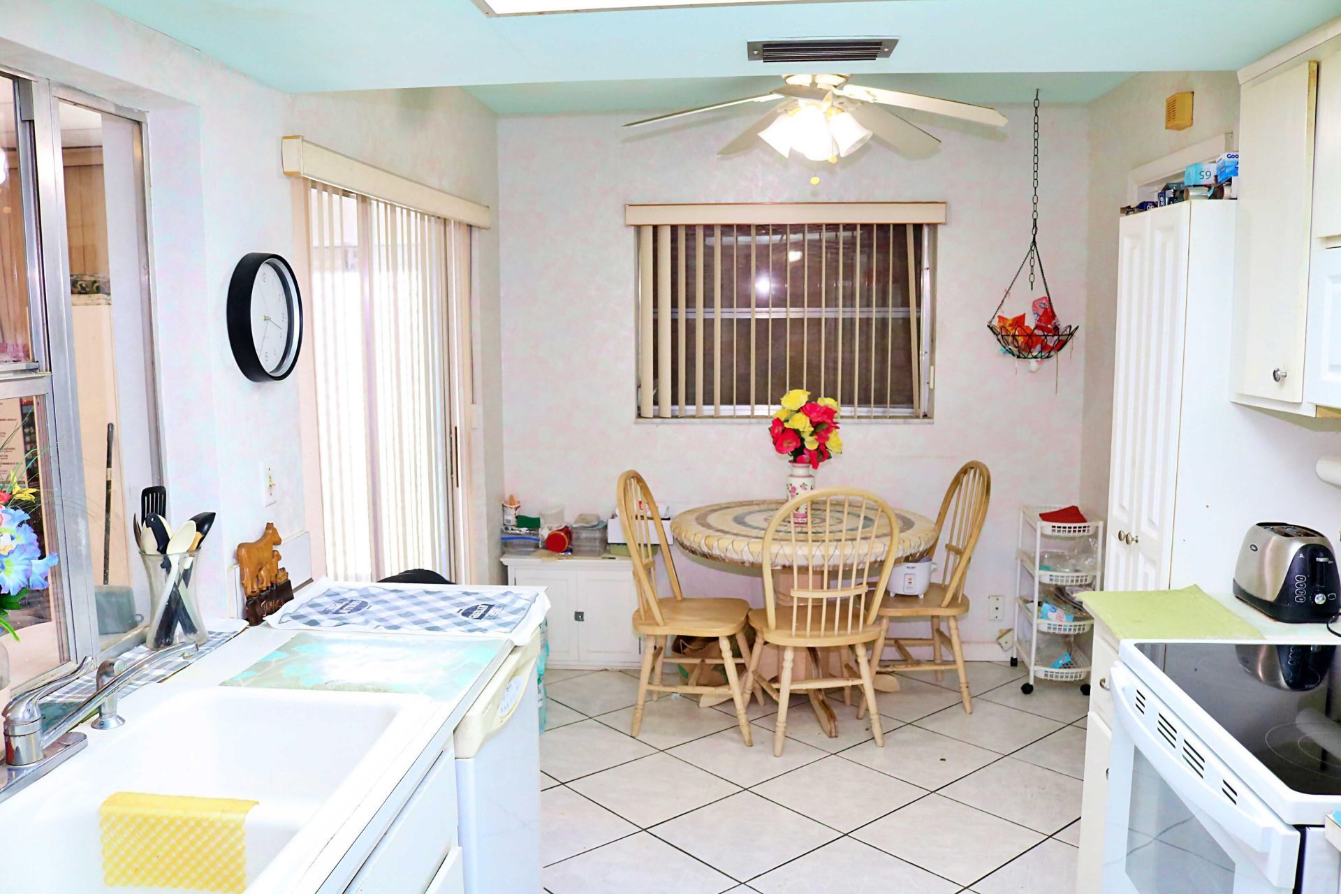 5715 NW 84th Terrace, Tamarac, FL 33321 Photo