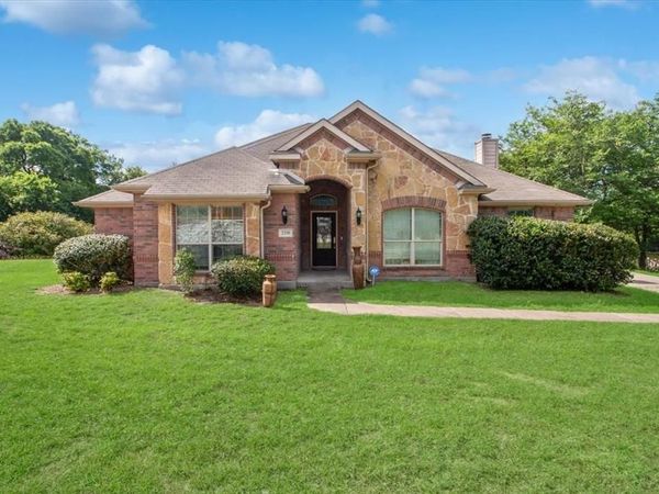 2338 Bells Chapel Road , Waxahachie, TX 75165
