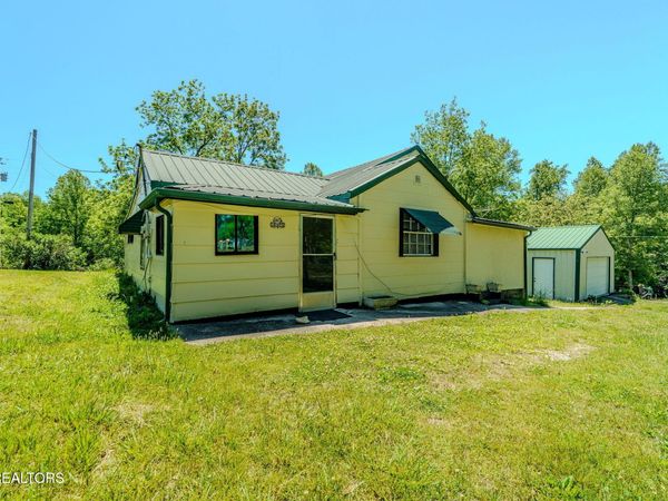 407 Ramsey Rd, Winfield, TN 37892