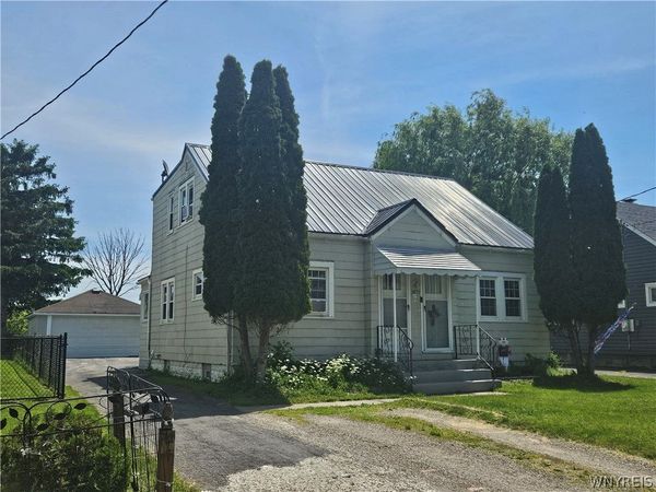 3071 Lyth Road , Lackawanna, NY 14218