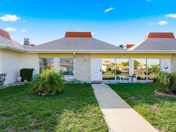 4344 TAHITIAN GARDENS CIRCLE , Unit B, HOLIDAY, FL 34691