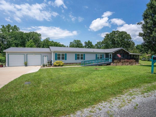 702 County Road 816, Higdon, AL 35979