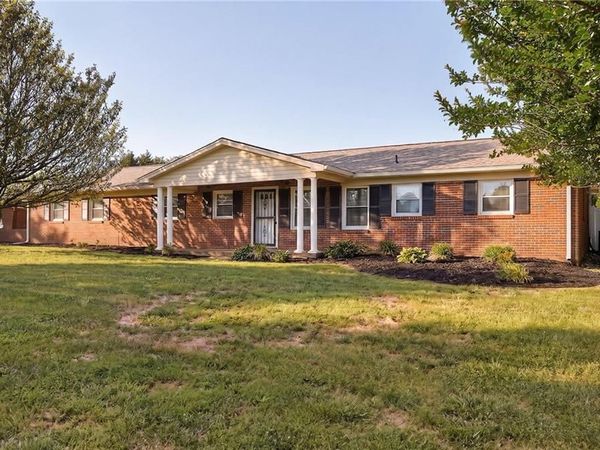 3025 Hickory Tree Road, Winston-Salem, NC 27127