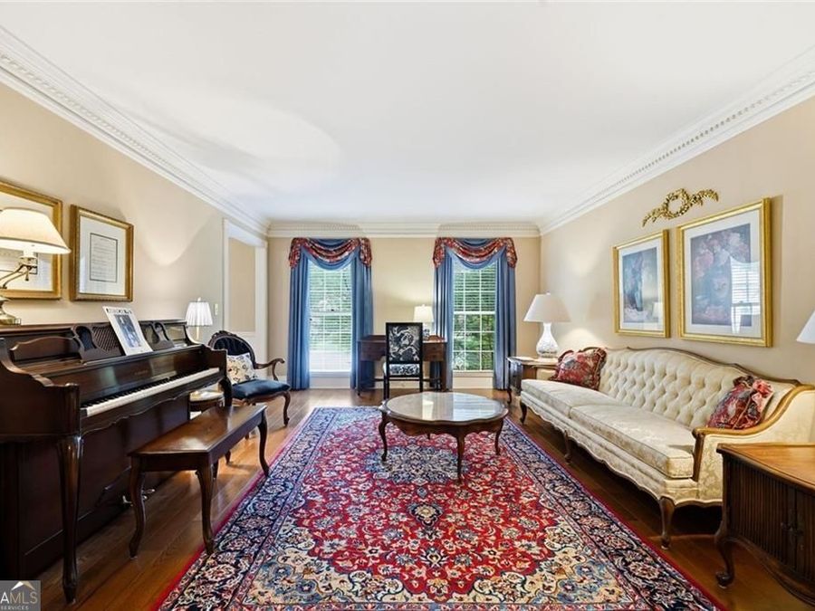Property Image 8