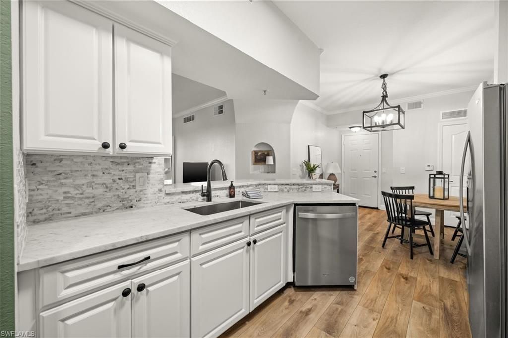 12930 Positano Cir, Unit 307, Naples, FL 34105 Photo