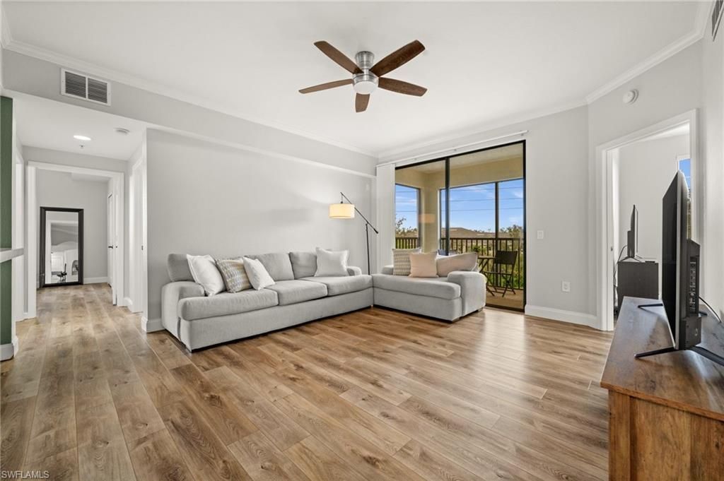 12930 Positano Cir, Unit 307, Naples, FL 34105 Photo