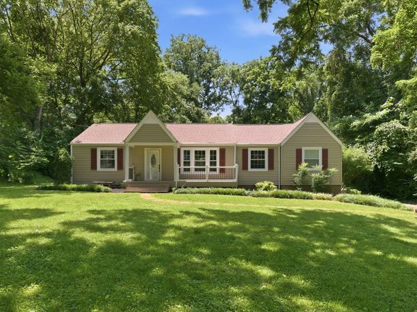 746 Greymont Dr, Nashville, TN 37217