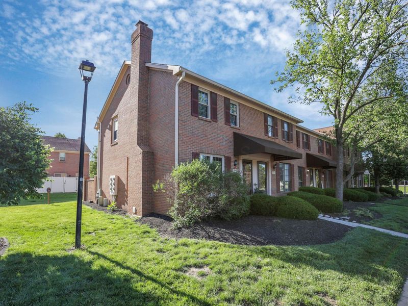 7935 Verandah Court, Unit 50, Powell, OH 43065 Photo 2