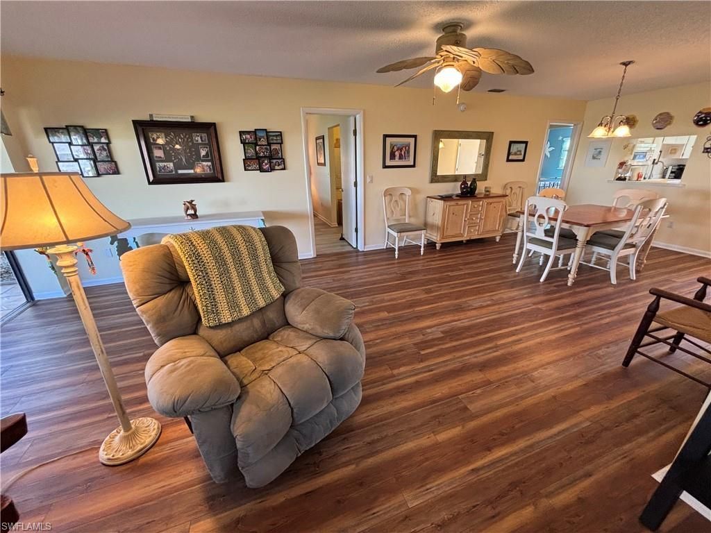 1515 Edgewater Cir , Fort Myers, FL 33919 Photo