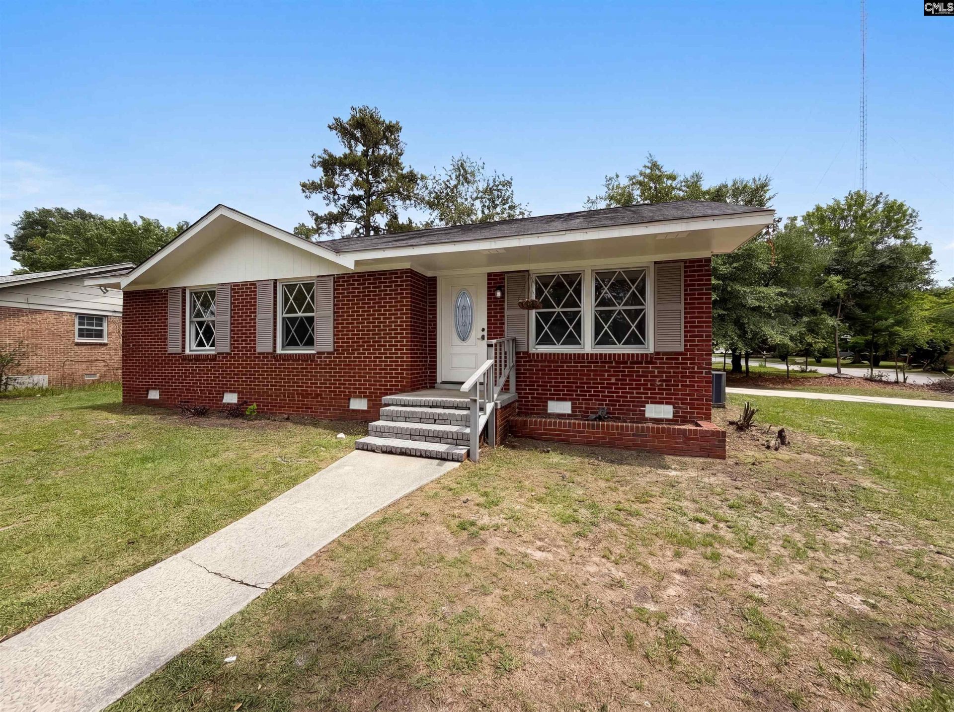 320 Redwood Court  Photo 14
