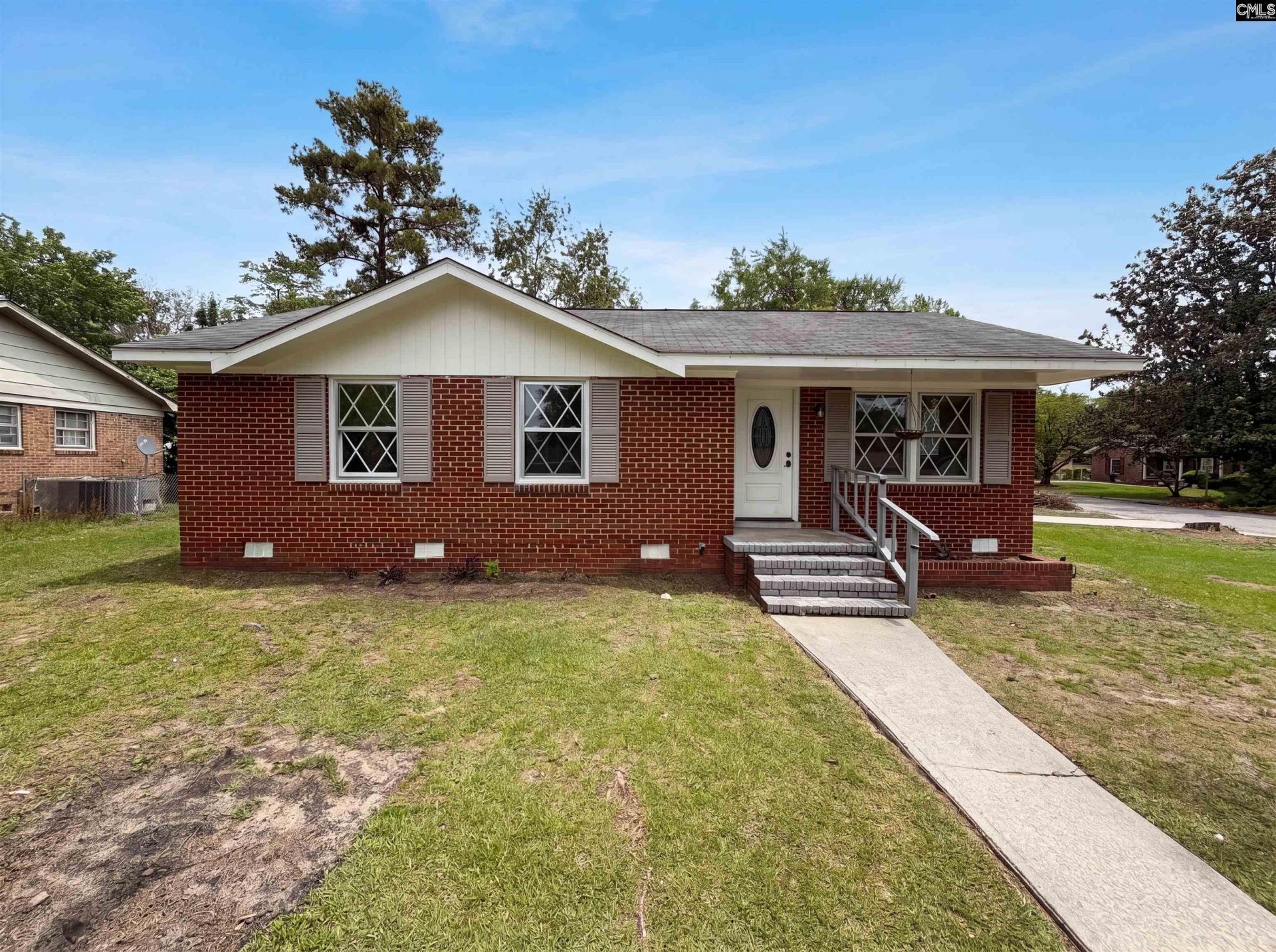 320 Redwood Court  Photo 15