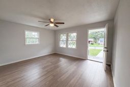 320 Redwood Court  photo 4
