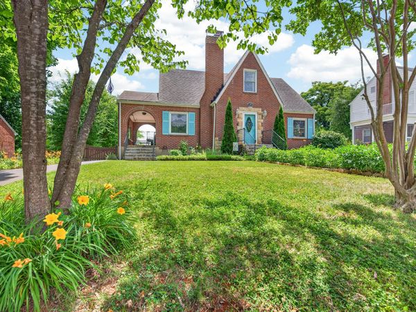 5214 Woodbury ST NW, Roanoke, VA 24012