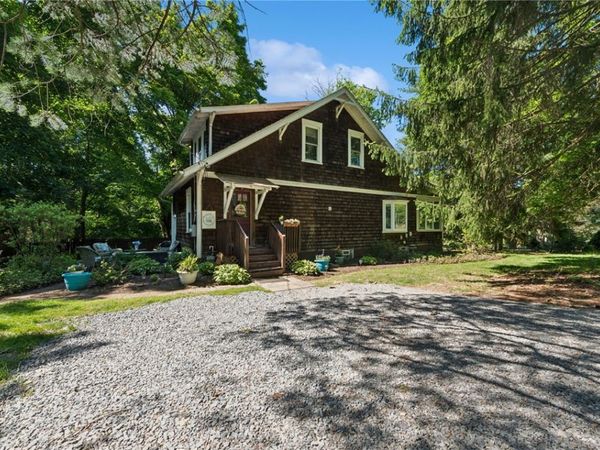 5616 Meridian Rd , Gibsonia, PA 15044