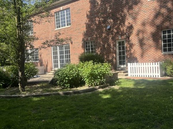 73 Locust Road , Winnetka, IL 60093