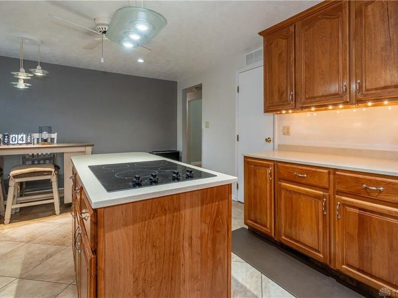 4939 Sweetbirch Drive, Riverside, OH 45424 Photo 17