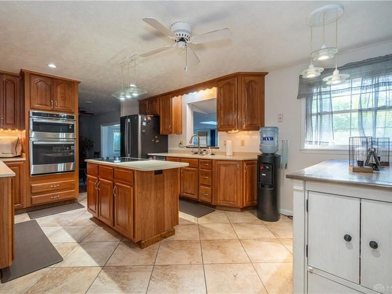 4939 Sweetbirch Drive, Riverside, OH 45424 Photo 5